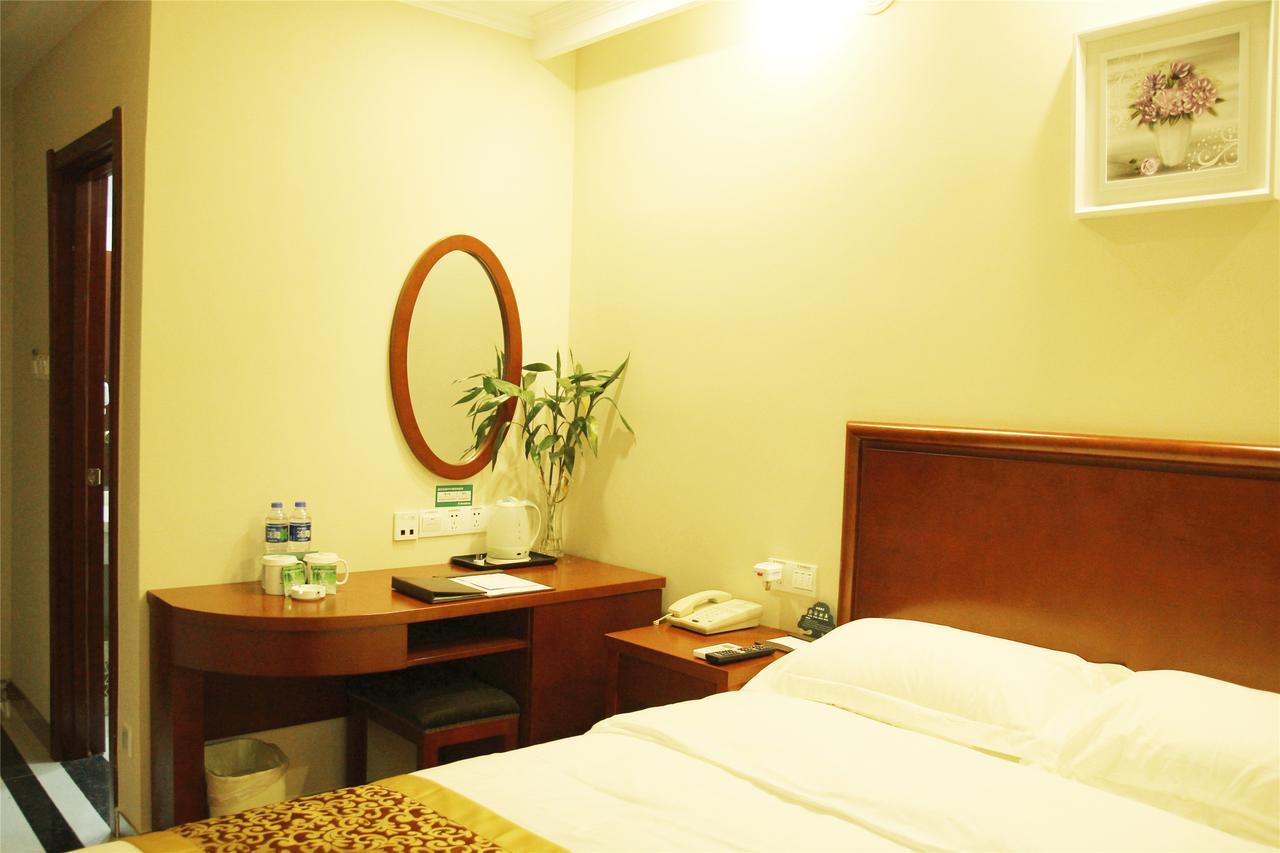 Greentree Inn Shandong Jinan Gaoxin District South Gongye Road Middle Aoti Road Express Hotel Екстериор снимка