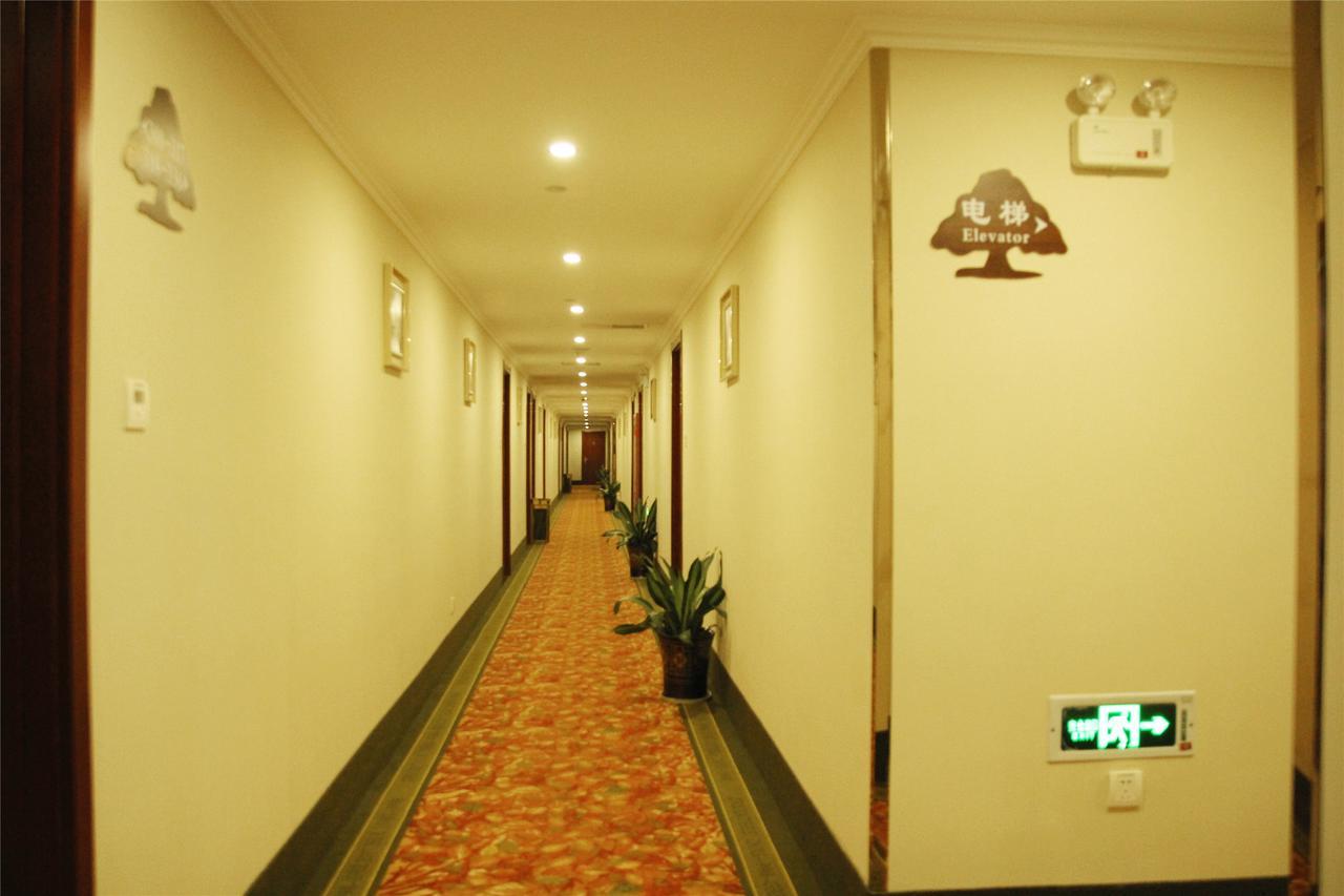 Greentree Inn Shandong Jinan Gaoxin District South Gongye Road Middle Aoti Road Express Hotel Екстериор снимка