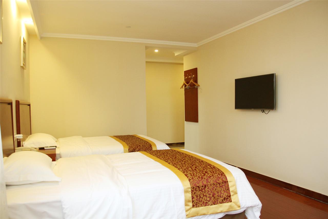 Greentree Inn Shandong Jinan Gaoxin District South Gongye Road Middle Aoti Road Express Hotel Екстериор снимка
